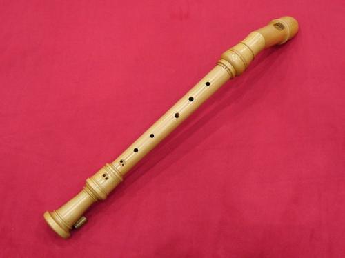 番号228【中古品】(アウラ) テナーリコーダー　CONSERVATORIUM　T10BN　ボックスウッド材